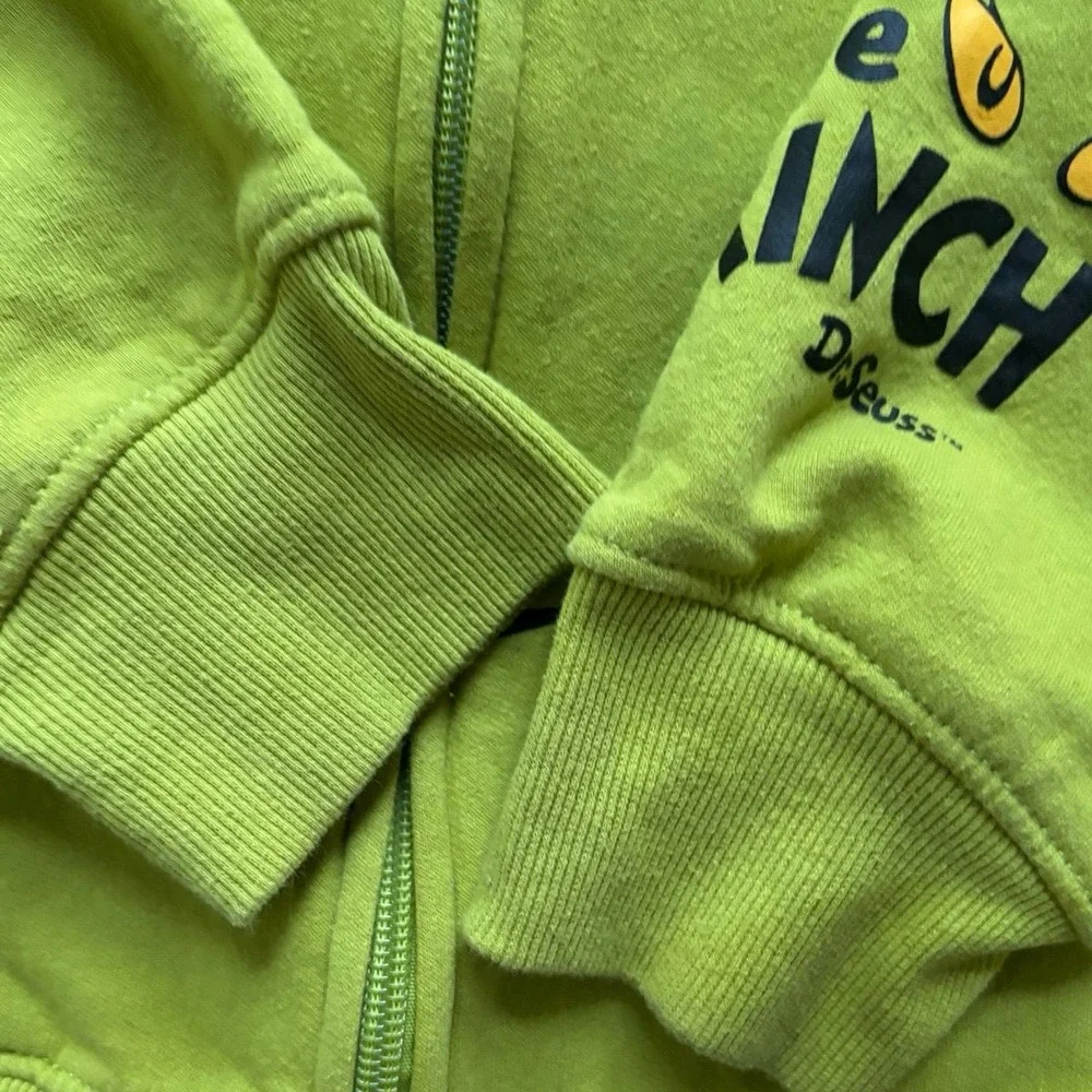 Children's The Grinch zip-up hoodie Medium (8)